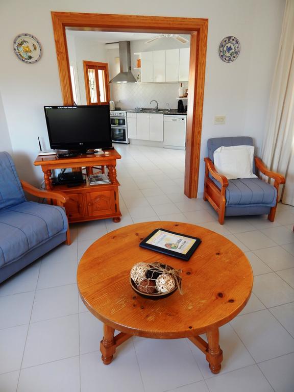 Villa Carfax Orba 外观 照片