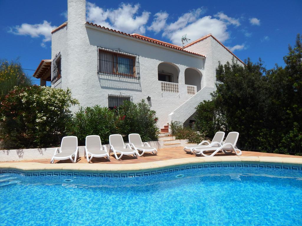 Villa Carfax Orba 外观 照片